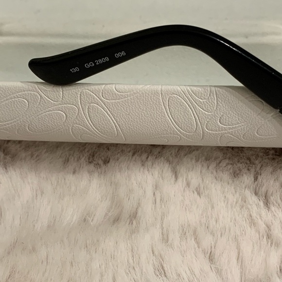 Authentic Gucci Frames - Picture 3 of 5